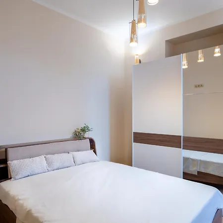 Apartment Elite Place Warna
